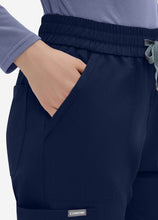 Load image into Gallery viewer, Women&#39;s Straight Scrub Pants with 6 Pockets in Navy
